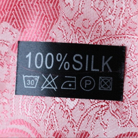 Pink Elephant Scarf - Picture 4 of 4